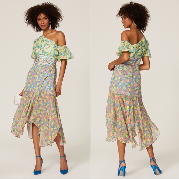 AUMR | Jaylah Dress - Picture 1 of 5